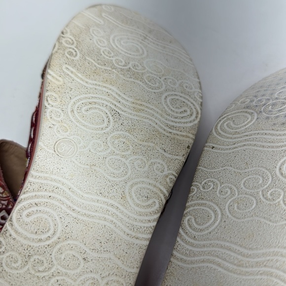 L'Aritste by Spring Step Caiman Sandals Shoes Open Toe Leather Floral Size 37 7 - Picture 9 of 9